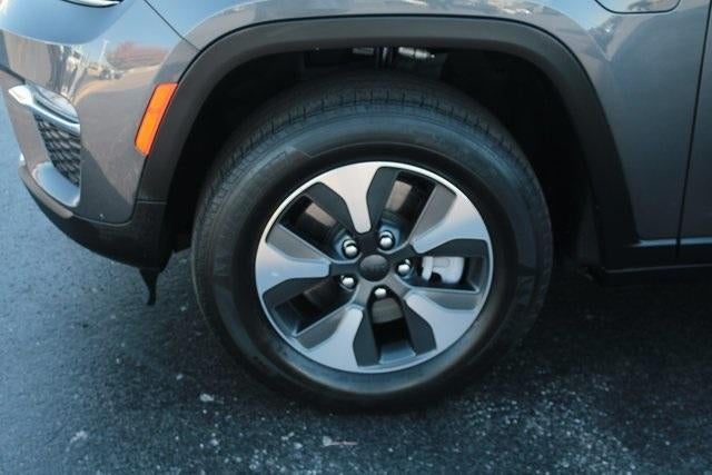 2022 Jeep Grand Cherokee 4xe Base