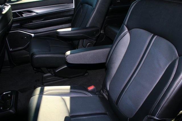 2024 Jeep Wagoneer L Series II Carbide