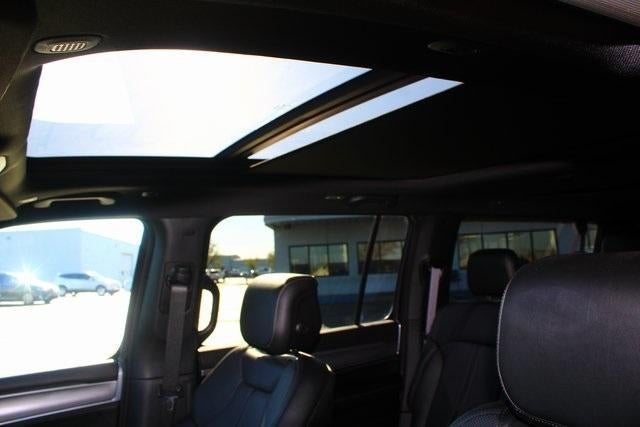 2024 Jeep Wagoneer L Series II Carbide