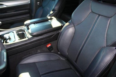 2024 Jeep Wagoneer L Series II Carbide