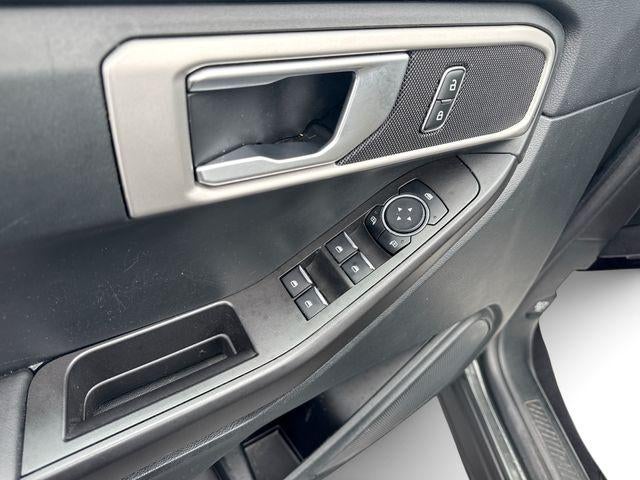 2023 Ford Explorer Base