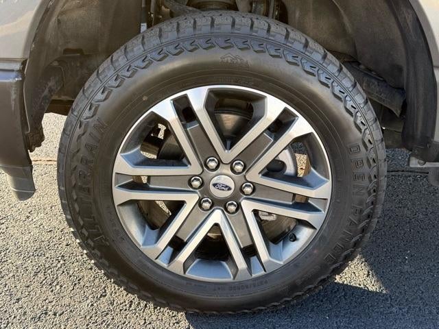 2022 Ford F-150 Lightning Pro