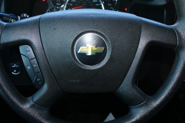 2024 Chevrolet Express Passenger 3500 1LT