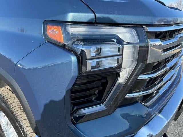 2025 Chevrolet Silverado 3500 HD LTZ