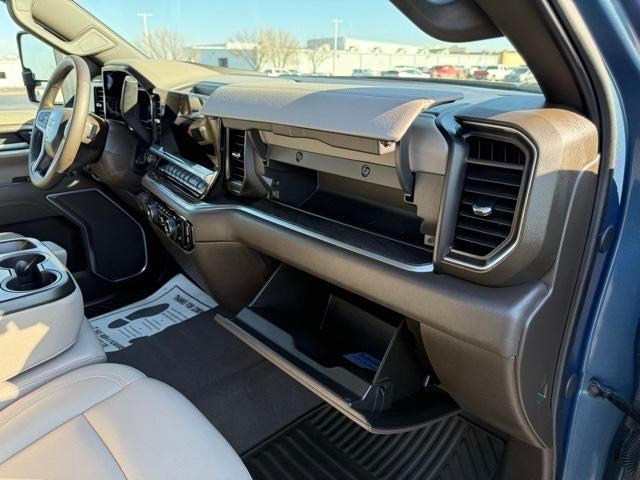 2025 Chevrolet Silverado 3500 HD LTZ