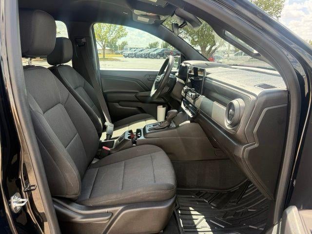 2024 Chevrolet Colorado WT