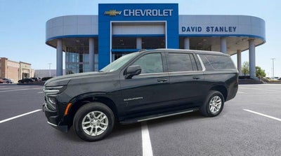 2025 Chevrolet Suburban LT