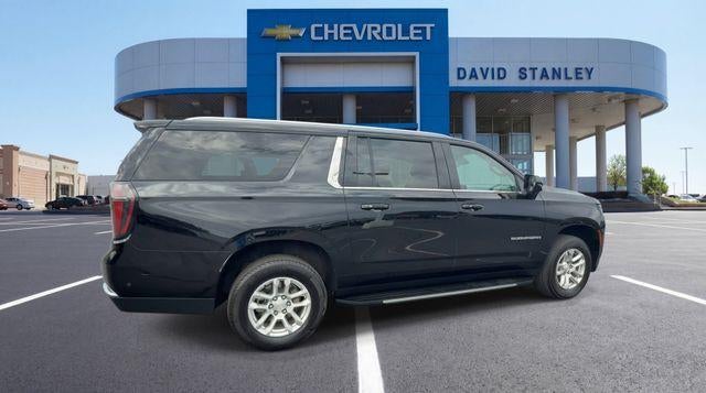 2025 Chevrolet Suburban LT
