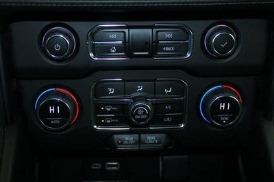 2023 Chevrolet Suburban LS