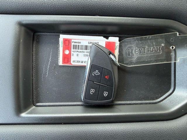 2025 GMC Sierra 1500 Pro