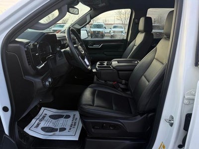 2025 GMC Sierra 1500 SLT