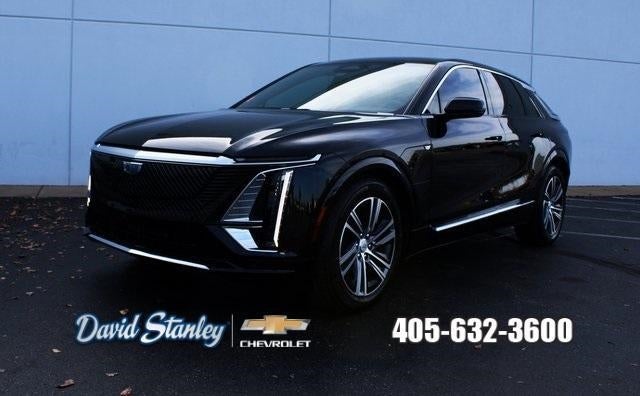 2024 Cadillac LYRIQ Luxury 2