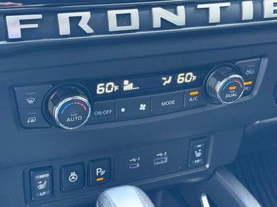 2025 Nissan Frontier SV