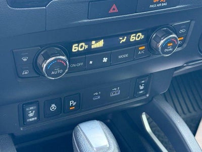 2022 Nissan Frontier SV