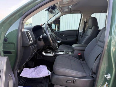 2022 Nissan Frontier SV