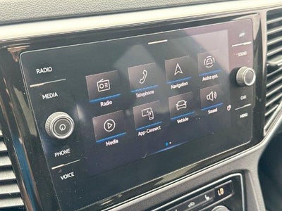 2022 Volkswagen Atlas 3.6L V6 SE w/Technology