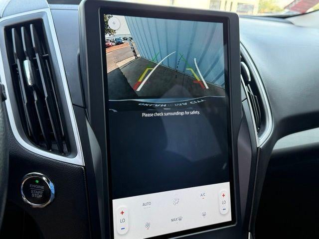 2022 Ford Edge SE