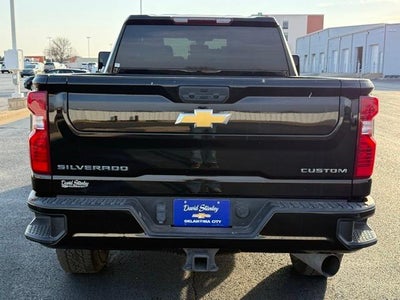 2022 Chevrolet Silverado 2500 HD Custom