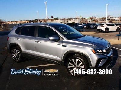 2024 Volkswagen Taos SE