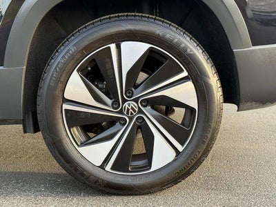 2024 Volkswagen Taos SE