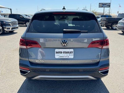 2024 Volkswagen Taos SE