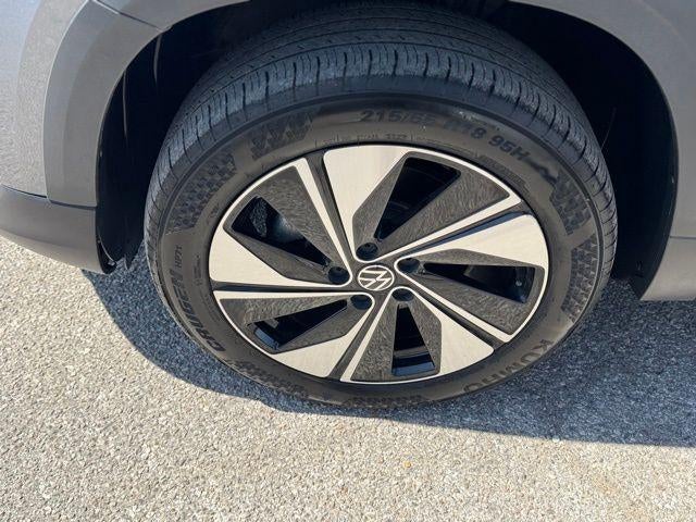 2024 Volkswagen Taos SE