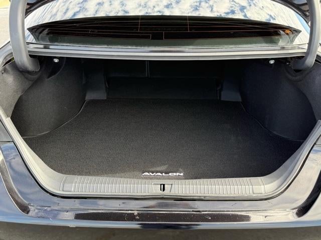 2019 Toyota Avalon XLE