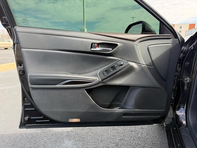 2019 Toyota Avalon XLE