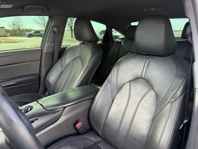 2019 Toyota Avalon XLE