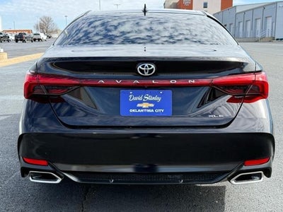 2019 Toyota Avalon XLE