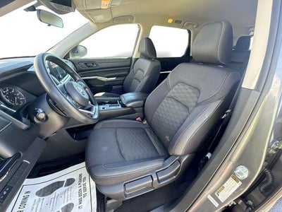 2024 Nissan Pathfinder S