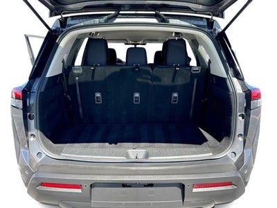 2024 Nissan Pathfinder S