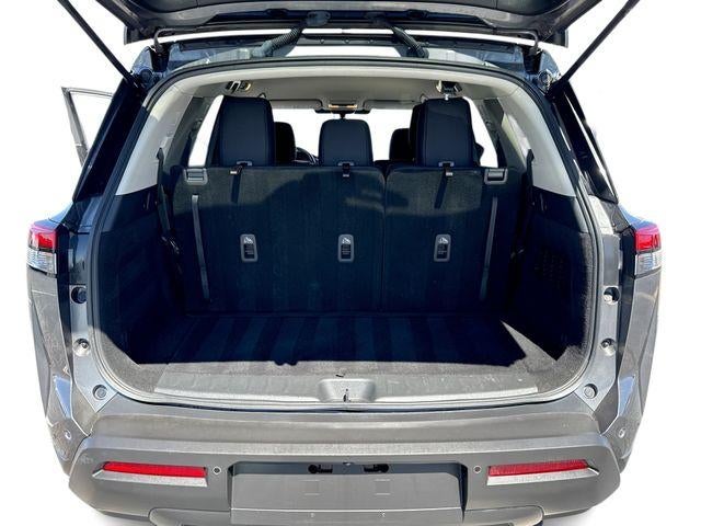 2024 Nissan Pathfinder S