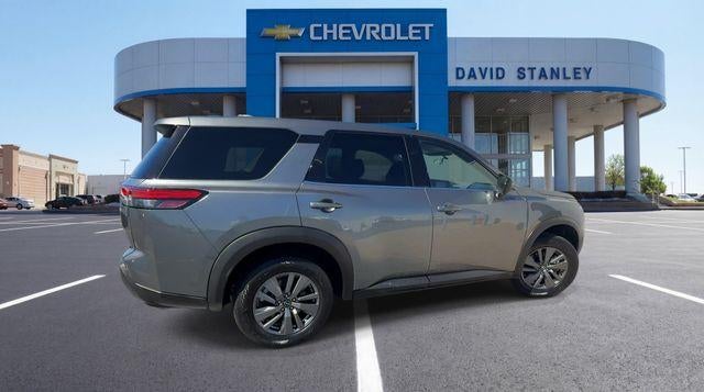 2024 Nissan Pathfinder S