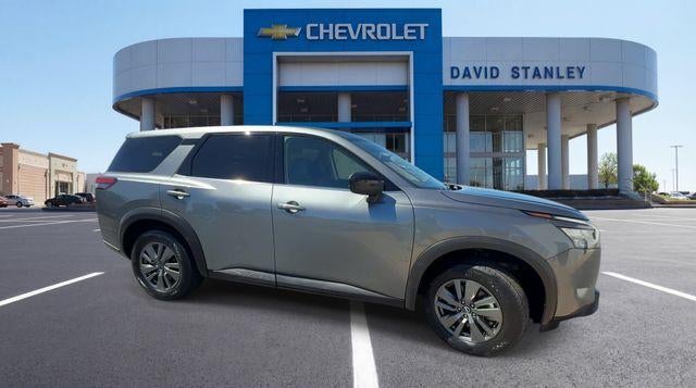 2024 Nissan Pathfinder S