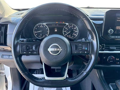 2023 Nissan Pathfinder SV