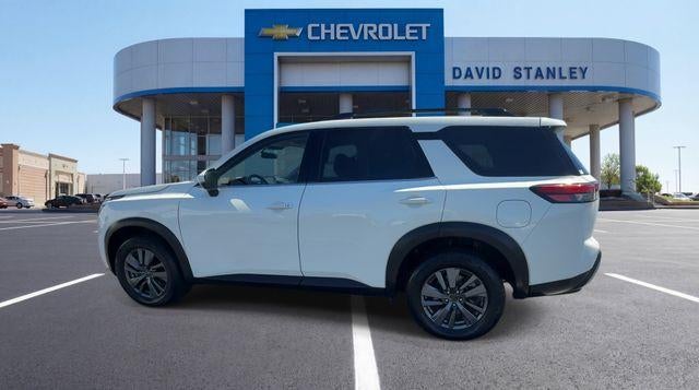 2023 Nissan Pathfinder SV