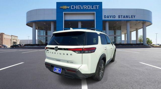 2023 Nissan Pathfinder SV