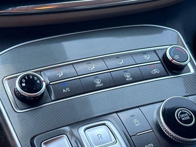 2022 Hyundai Santa Fe SE