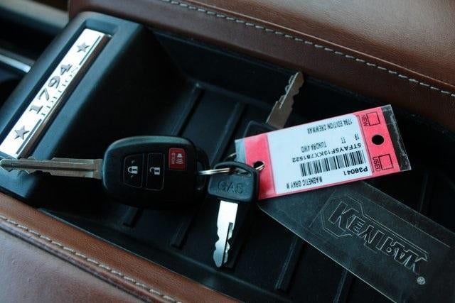 2019 Toyota Tundra 4WD SR5