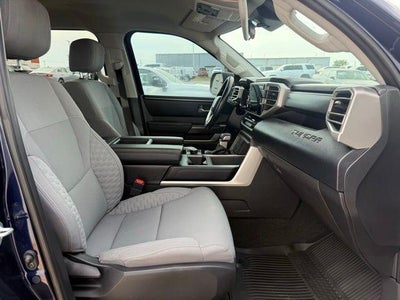 2024 Toyota Tundra 4WD SR5