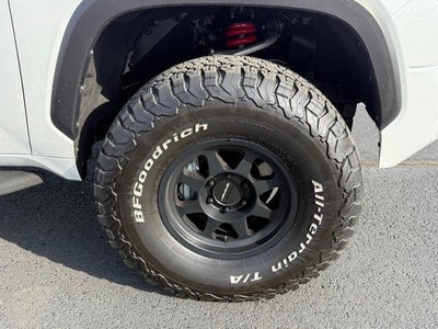 2025 Toyota Tundra 4WD SR5