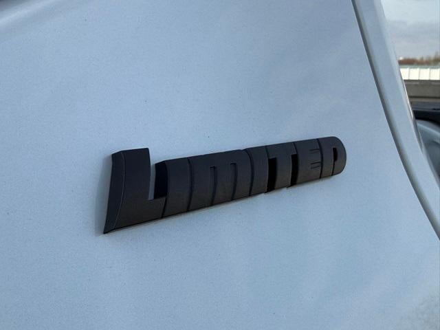 2025 Toyota Tundra 4WD SR5