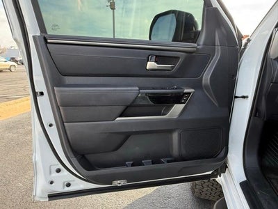 2025 Toyota Tundra 4WD SR5