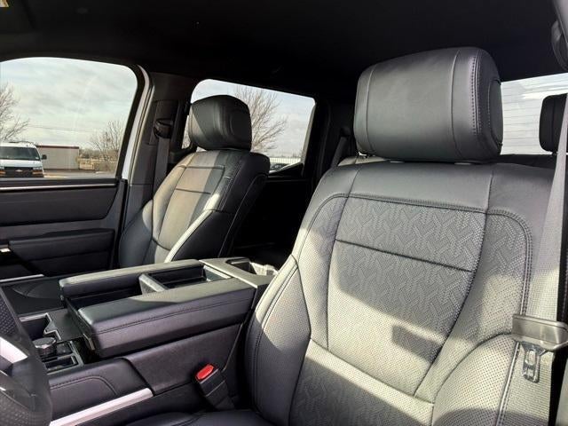 2025 Toyota Tundra 4WD SR5