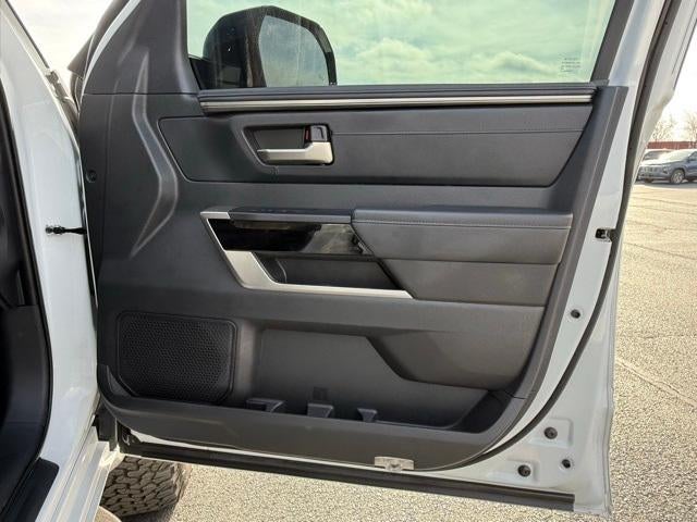 2025 Toyota Tundra 4WD SR5