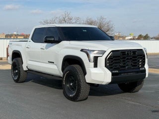 2025 Toyota Tundra 4WD SR5