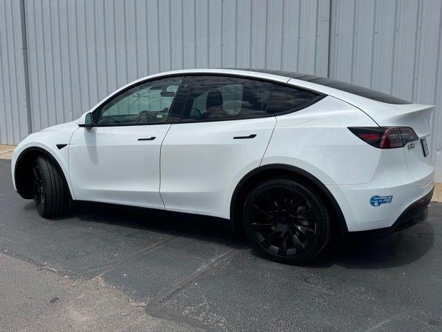 Used 2021 Tesla Model Y Long Range with VIN 5YJYGDEE9MF143093 for sale in Oklahoma City, OK