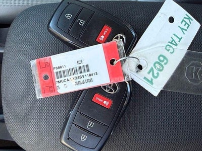2025 Toyota Corolla Cross LE