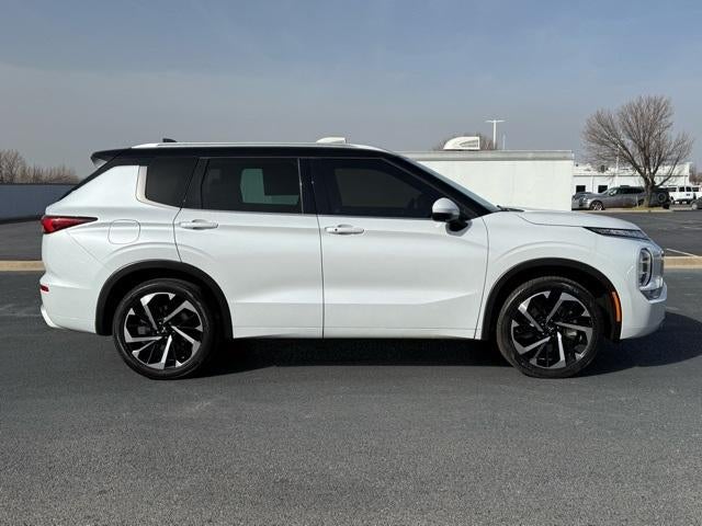 2023 Mitsubishi Outlander SEL